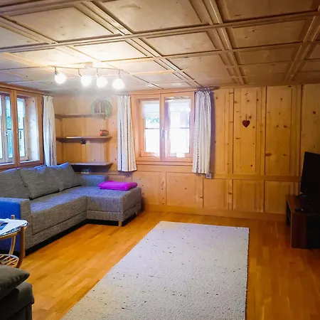 Haus Kanisfluh Casa de Férias